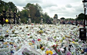 Flowers_for_Princess_Diana's_Funeral kensington- Funeart